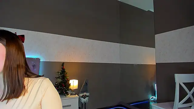 NikkiBustt's cam snapshot