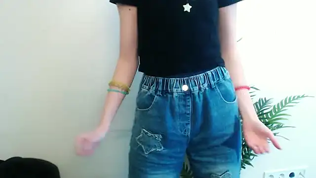 GuessMe___'s cam snapshot