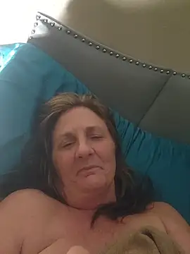 HotAzMilf live sex cam