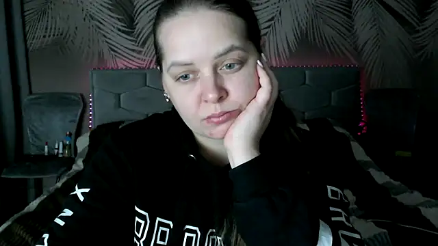 uliastar's cam snapshot