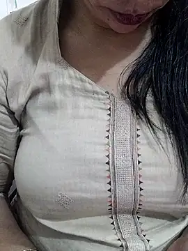 cutee_bhabhi's cam snapshot