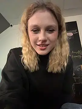 CaitlinSugar's cam snapshot