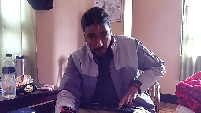 Gre3k_god's cam snapshot