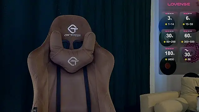 DebugMee's cam snapshot