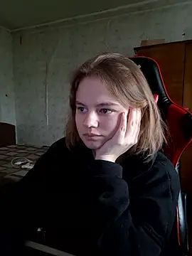 SlipperSherry live sex cam