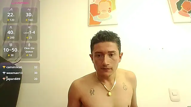 boy_naughty18 live sex cam