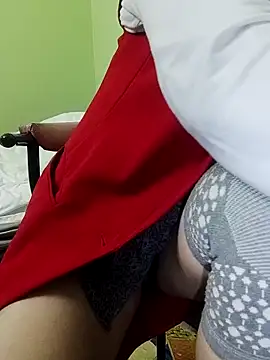 Hangem111's cam snapshot