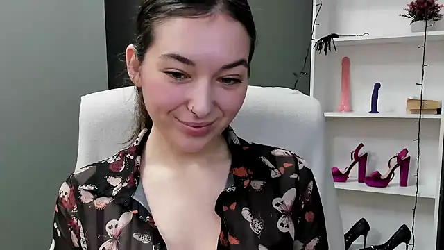 Meagn_Extasy's cam snapshot