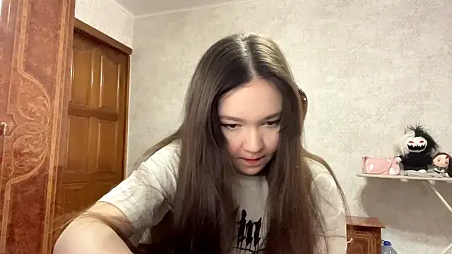 CrunchBerries's cam snapshot