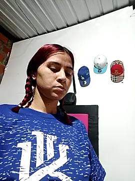 Zoe_axxelll live sex cam