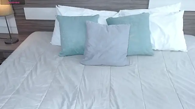 Liiamthompson live sex cam