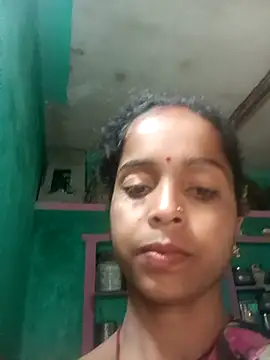 Alisha_beby143's cam snapshot