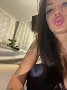 RuslanaXX's cam snapshot