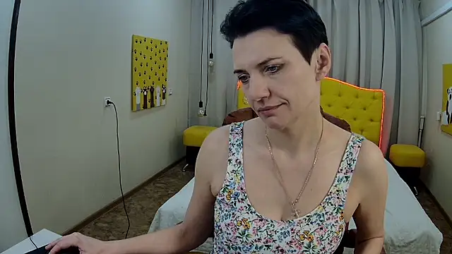 AvaSaturnian's cam snapshot