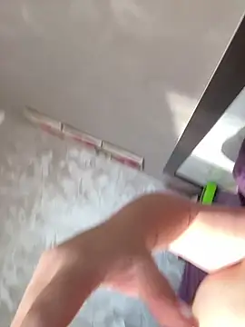 SunnyLeila2101's cam snapshot