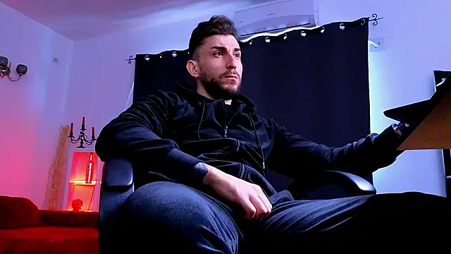 MightyAaron66's cam snapshot