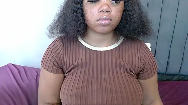 ChubbyBuddyxXx's cam snapshot