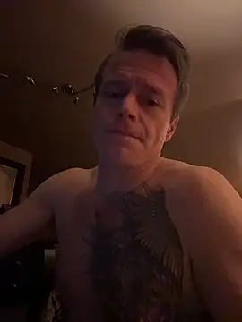 DILFiGuess1 live sex cam