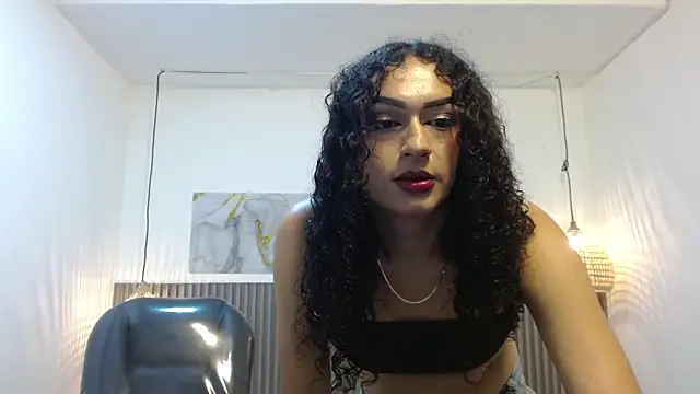 scarletcherry18 live sex cam