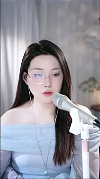 Dou-Dou-er's cam snapshot