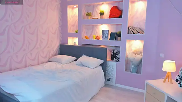 FloraDobb live sex cam