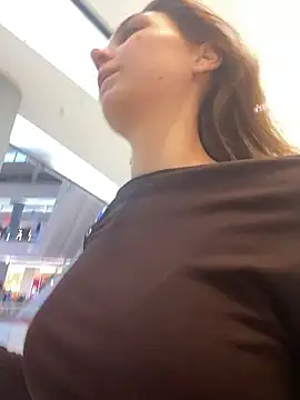 QuitieLia's cam snapshot