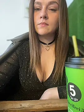 CrazyTori's cam snapshot