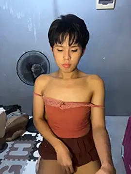 Plaxtique live sex cam