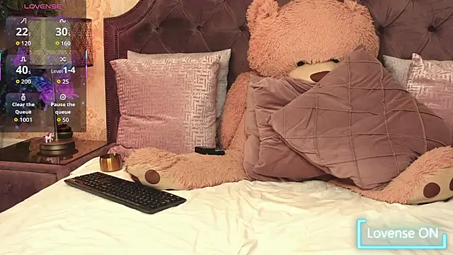 JaneDevine's cam snapshot