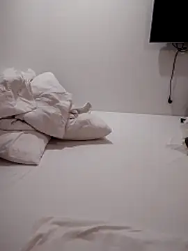 Christine-le1's cam snapshot