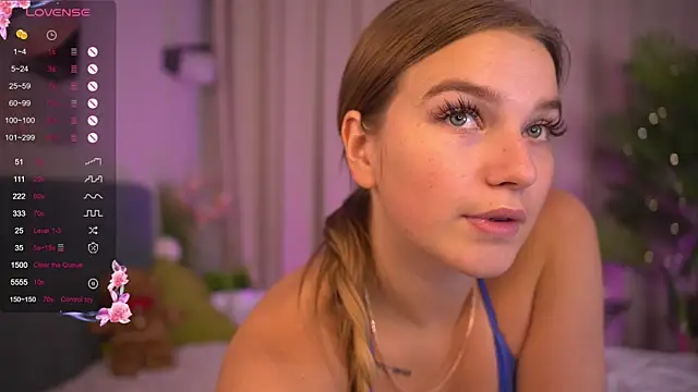 JanetJennings's cam snapshot