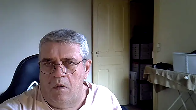 _hippo_'s cam snapshot