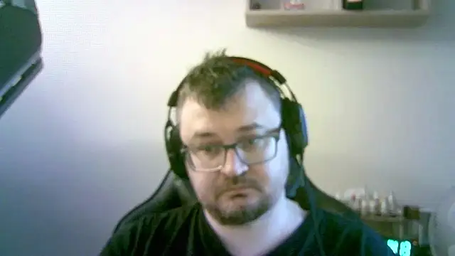 SirAbuser's cam snapshot