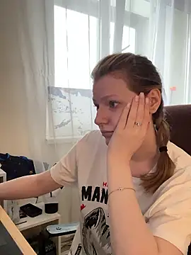 MaryHiggins live sex cam