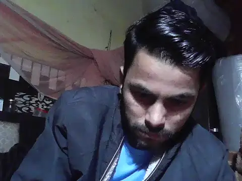 Stubborndesiboy live sex cam