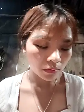 Ocnguyety live sex cam