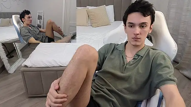 MoonlinSkinn live sex cam