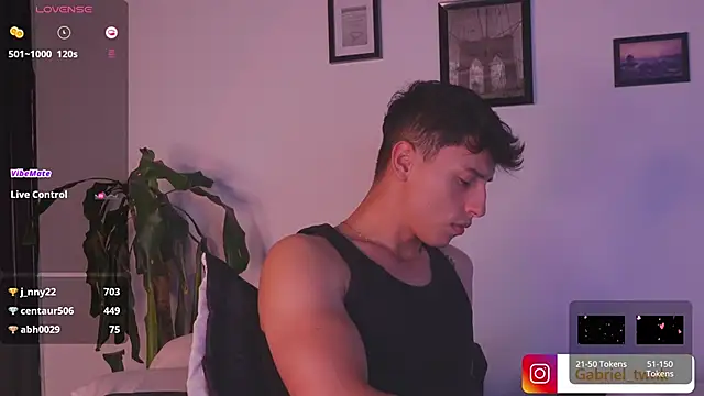 I_Gabriel live sex cam