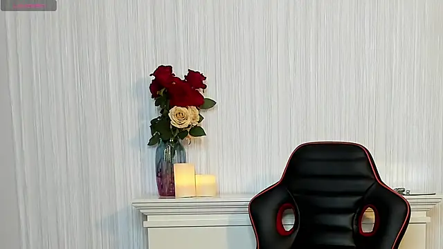 Cristalyn_ live sex cam