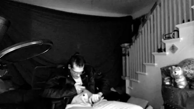 MasterDaddyCool live sex cam