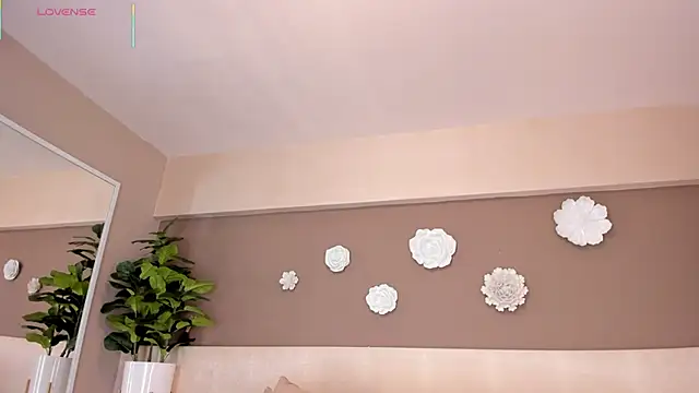 AriaFoster live sex cam