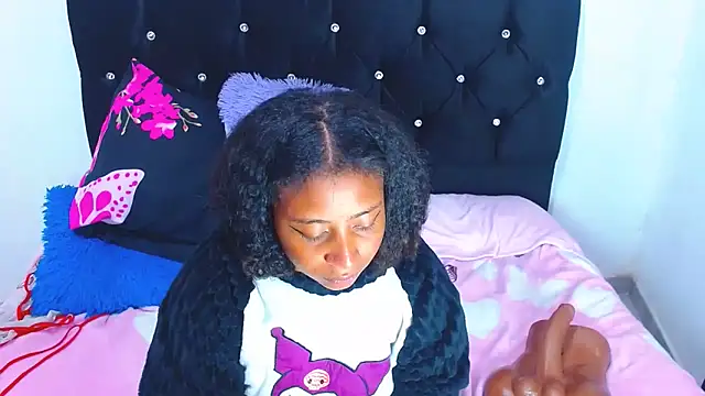 Gabi_Jhons_23's cam snapshot