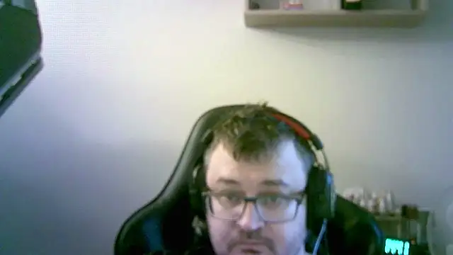 SirAbuser's cam snapshot