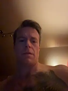 DILFiGuess1's cam snapshot