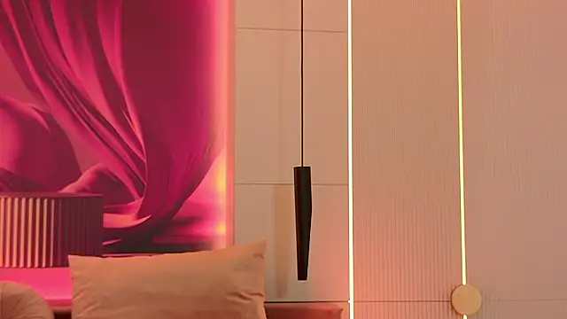 RubyLuxee's cam snapshot