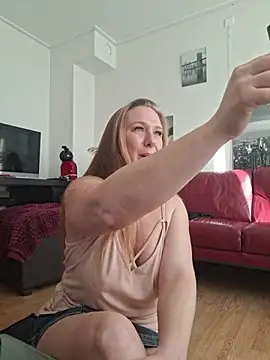 MazySunny's cam snapshot