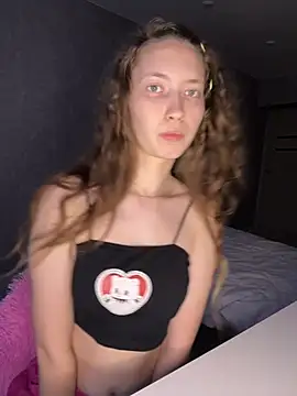 Holy_Poly's cam snapshot