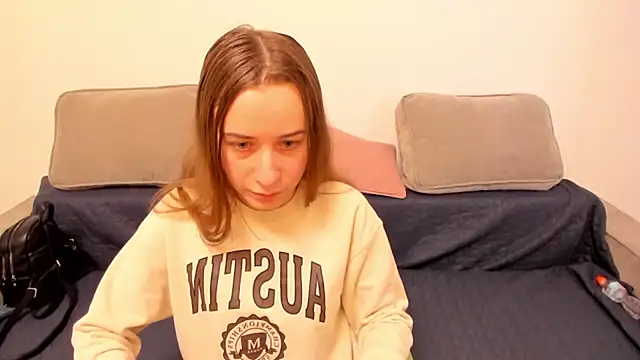 alisaakiss live sex cam