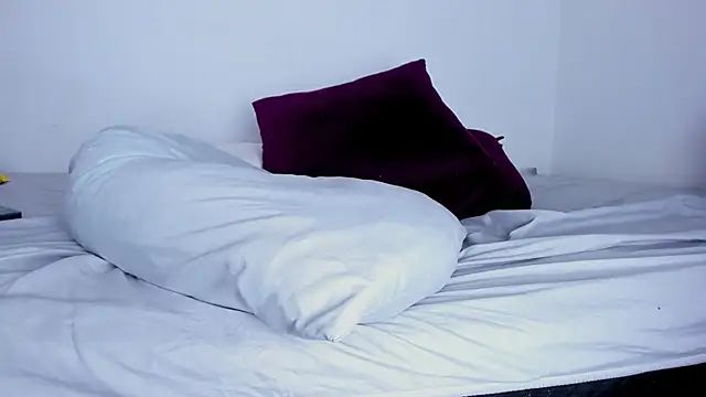 Skarleth69 live sex cam