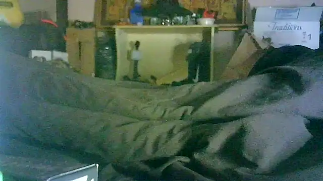 ON3YOULLN3VER_FIR3's cam snapshot